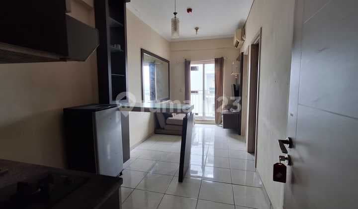 Hunian Modern Lantai 16 Center Point Tower D - View Cantik di Pusat Kota, Cocok untuk Pasangan Muda!