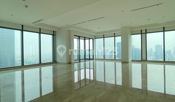 Penthouse Unit at 57 Promenade Apartment, Only Two Units Available, Top Floor, Three-Sided Natural Light