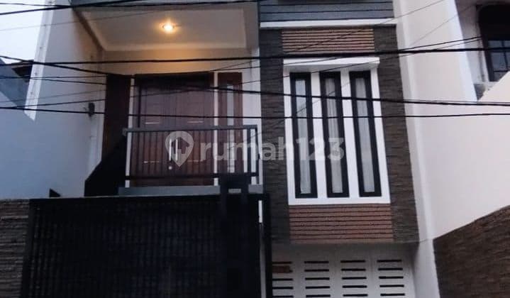 Rumah 4 lantai dekat Sunter MallR