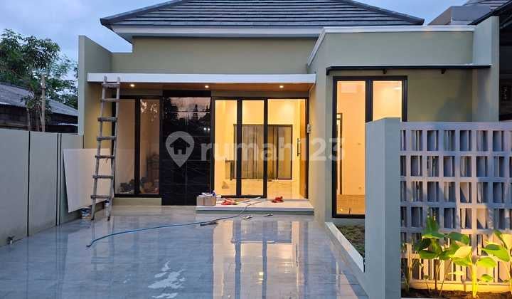 Modern Minimalist House Near PKU Gamping Hospital Jogja, Wates Street Km 9