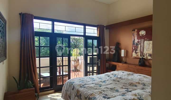Dijual Rumah Luas Fully Furnished Nusa Dua Area