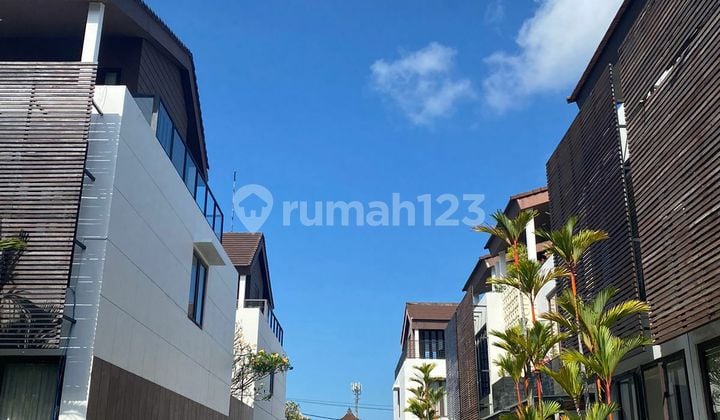 House For Sale At Kuta Ardenia Residence
jalan Kuhu Anyar - Kuta
