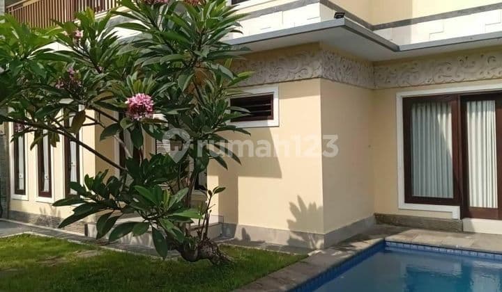 Dikontrakan Rumah Lantai 2 Mumbul Nusa Dua Area