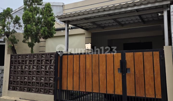 Dijual Cepat Rumah Siap Huni Dekat Mesjid Rumah Sakit Sekolahan Pasar Dan Mal Bintaro Plaza Shm Bintaro Sektor 5