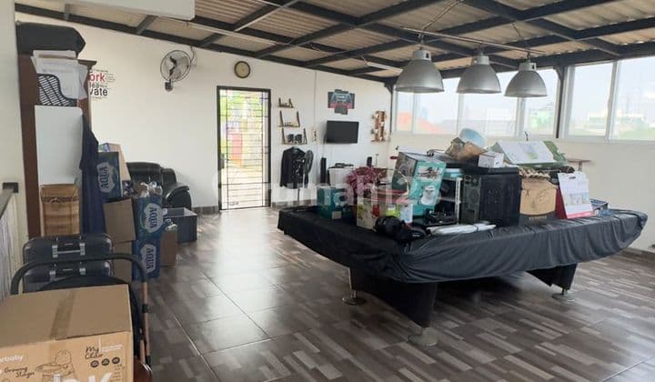 Dijual Rumah Induk dan 6 Kamar Kost di Tosiga Kebun Jeruk Jl Tosiga - Kebun Jeruk - Jakarta Barat