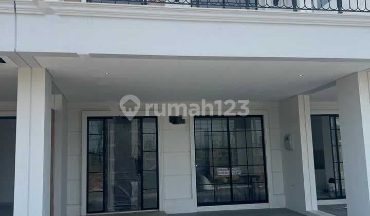 Rumah Nyaman di Lingkungan Exclusive Cluster Bukit Nirmala Pantai Indah Kapuk 2