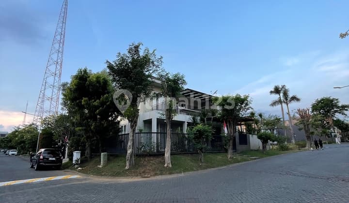 Nice House in Pakuwon Indah, Surabaya Near Citraland Graha
