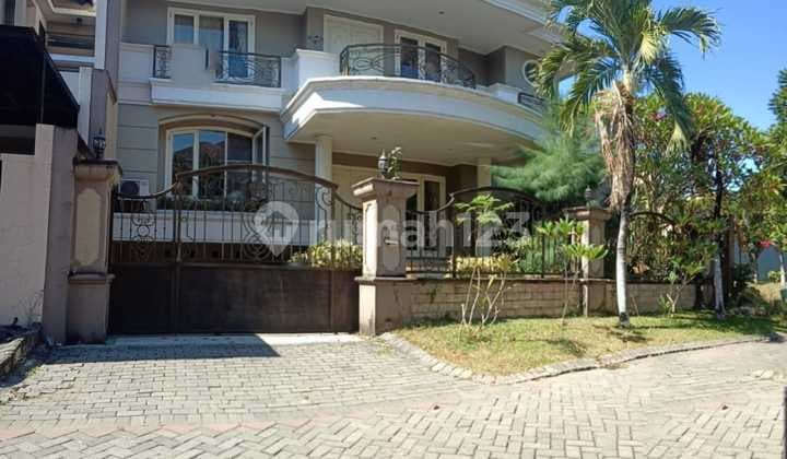 2-Storey House Ready to Occupy in Graha Famili, Near Pakuwon Citraland