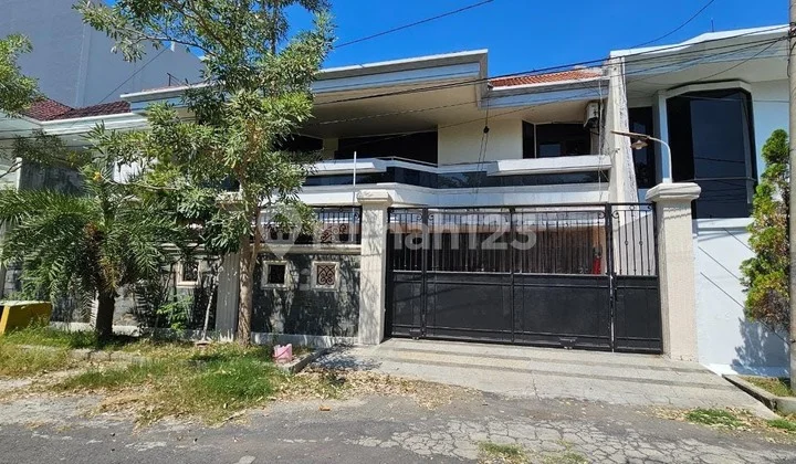 Rumah 2 Lantai Bagus Unfurnished SHM di Kertajaya Dekat Pakuwon City Rumah 2 Lantai Bagus Unfurnished SHM di Kertajaya Dekat Pakuwon City