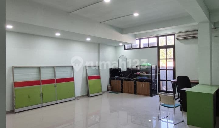 Gedung Jalan Sumatra 4 Lantai Mewah Siap Pakai Dekat Darmo Tunjungan Hr Muhammad