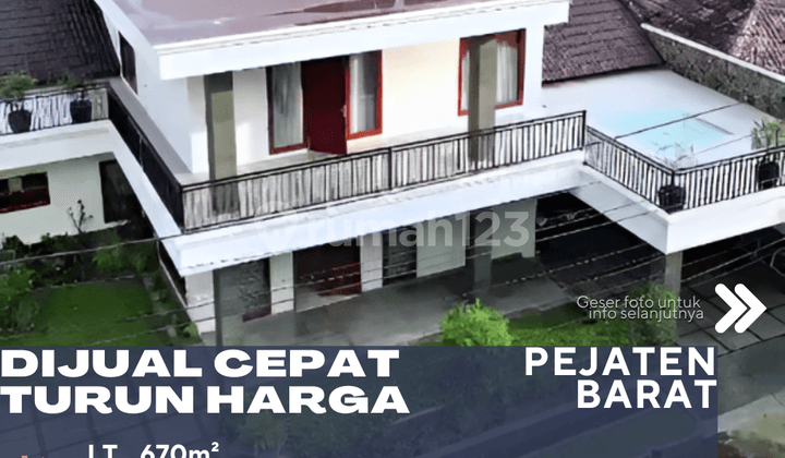 Pejaten, South Jakarta For Sale 2-Story House in a Complex Fully Furnished Price Reduced