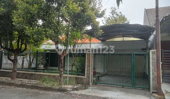 Hitung Tanah Gayungsari Barat Ayani Surabaya Masih Layak Huni