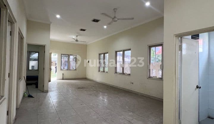 Jual Rumah Hitung Tanah 1 Lantai Darmo Permai Utara Surabaya