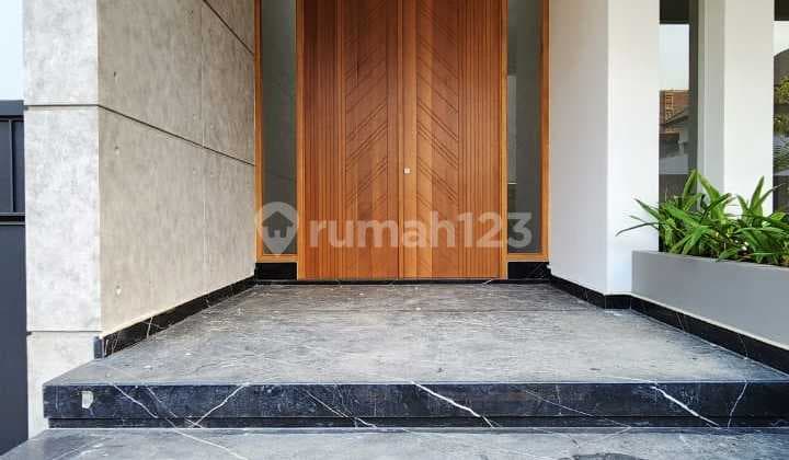 Baru Gress Imperial Golf Pakuwon Indah Split Level High Quality