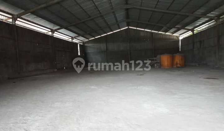 Hot Gudang Nol Jalan Alat Berat dan Truk Banjar Sugihan Surabaya