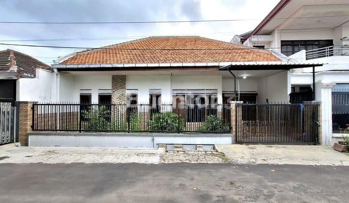 Rumah Di Area Buah - Buahan, Dekat Ijen, Klojen Malang