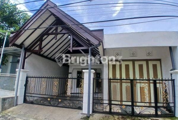 Murah Rumah 2 Lantai di Bukit Cemara Tidar Malang
