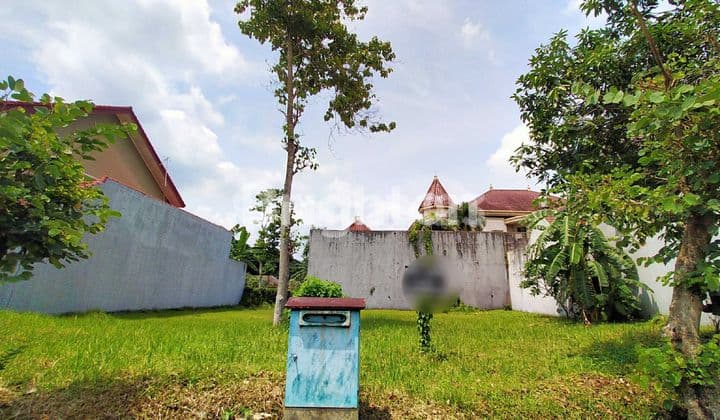 Tanah di Araya Golf
