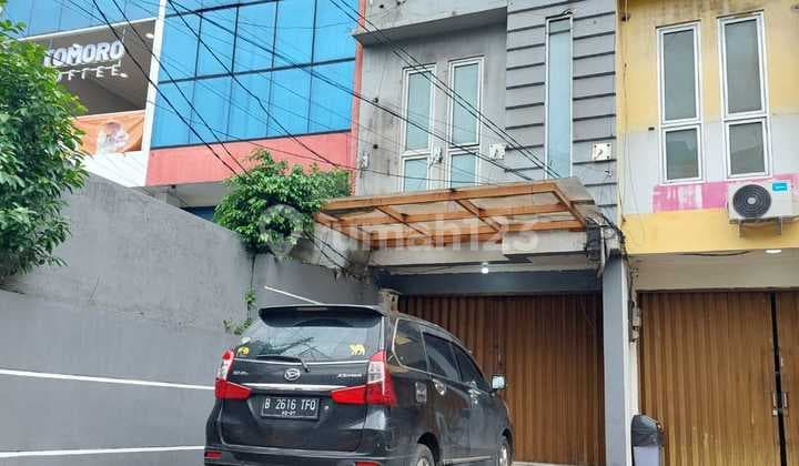 RUKO 3 LANTAI LOKASI STRATEGIS PINGGIR JALAN RAYA TEBET JAKARTA SELATAN