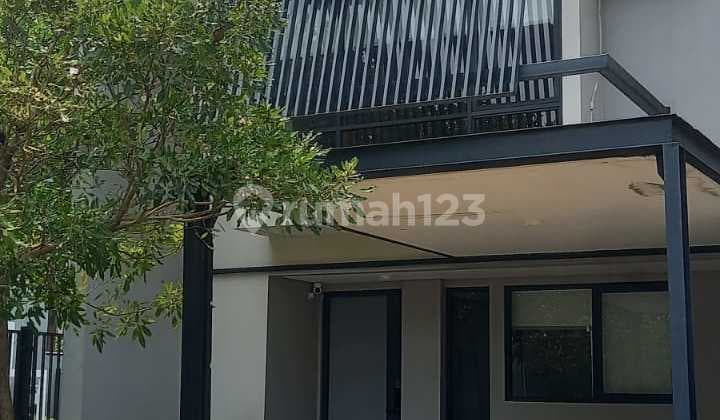 RUMAH BAGUS POSISI HOOK FULL FURNISHED DI PUSAT KOTA BSD