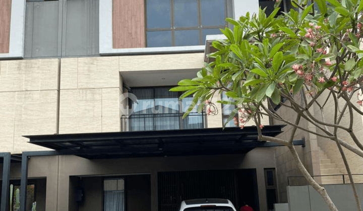 Dijual! Rumah 3 Lantai Semi Furnished The Zora Bsd Sertifikat SHM