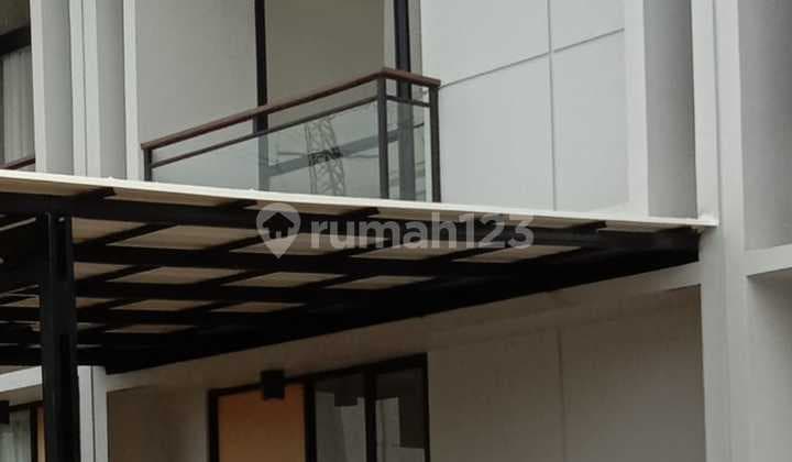 Rumah Cendana Lippo Village