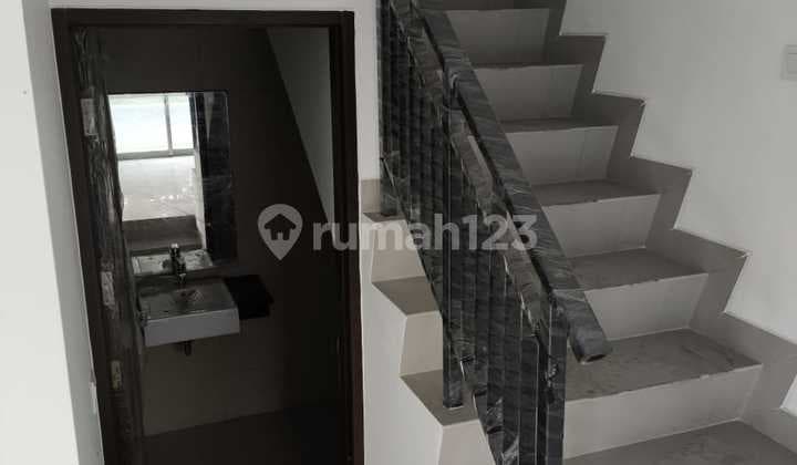 Magenta PIK2 Uk9x12,5 Lb100 Gladiol 3+1 BR Hoek 2 Lantai ada 3 AC