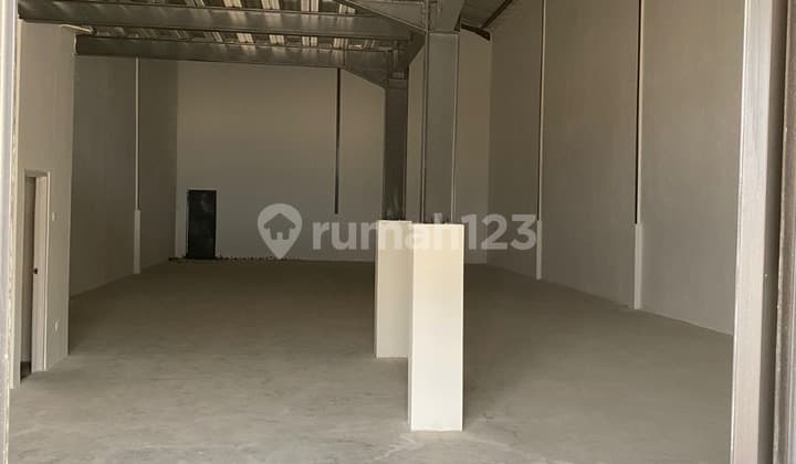 Sewa Gudang Angkasa Tangerang Lt 400m Lb 250 Pln 2200W Bagus Rapi