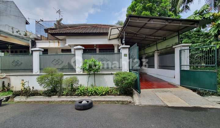 Rumah Tua Strategis Lokasi Belakang Pim2 Bisa Untuk Kantor