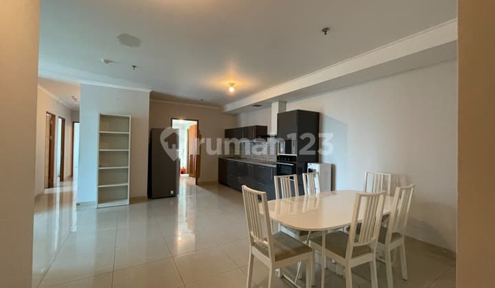 Hamptons Park Jaksel Tower A Unfurnished Dijual