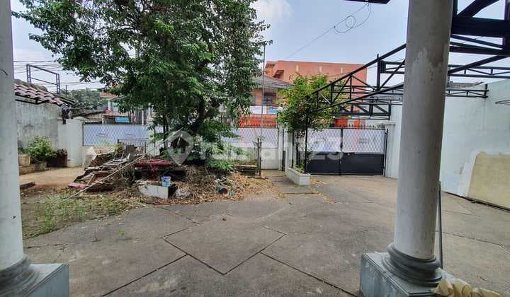 Dijual Rumah Tua Hitung Tanah Cirendeu Raya Cocok Untuk Usaha