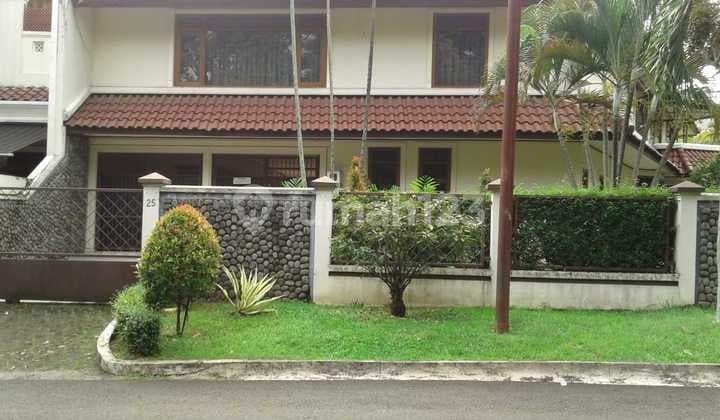 For Rent Beautiful Corner House in Pondok Indah