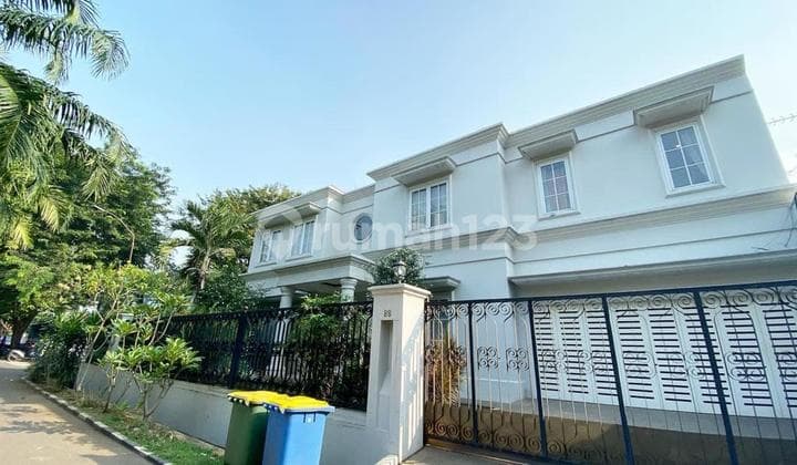 Dijual Rumah Bagus di Dukuh Patra