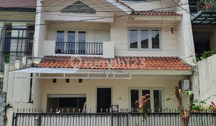 For Rent New Renovated HouseWide Street Suitable for Office