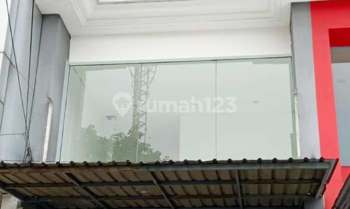 Disewakan Ruko Strategis Pinggir Jalan di Radio Dalam