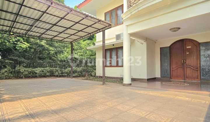 Dijual Rumah Hook Jalan Lebar Di Pondok Indah