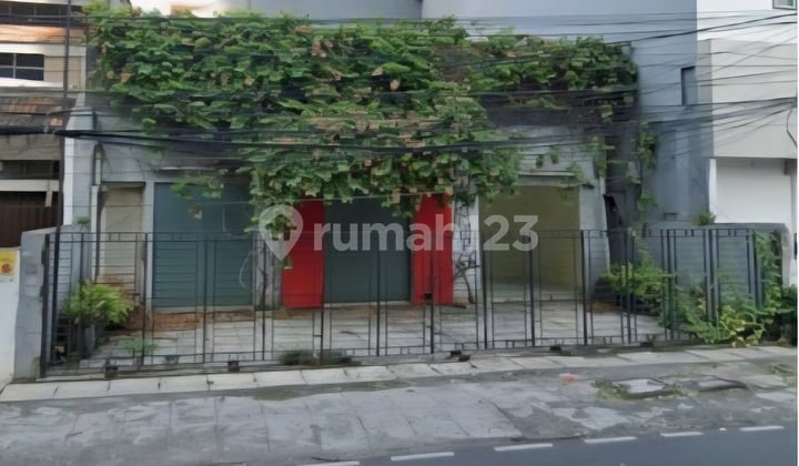 For Sale: Commercial Space on Benhill Road