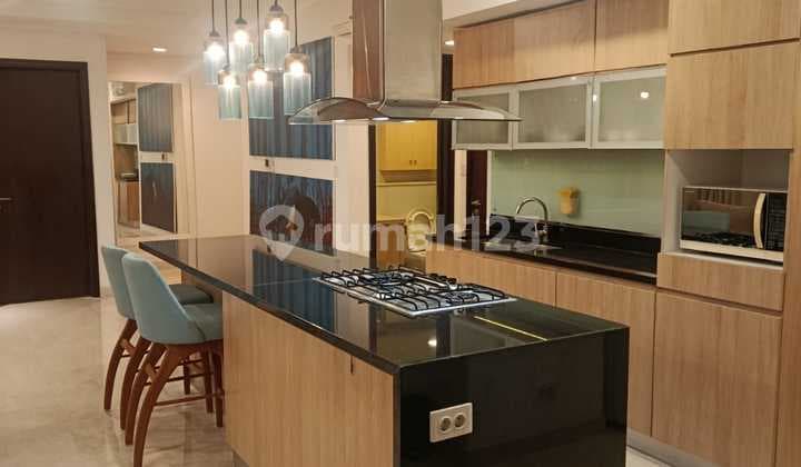For Rent: 3 BR Apartment at Sky Garden Kuningan, Setiabudi (Furnished)