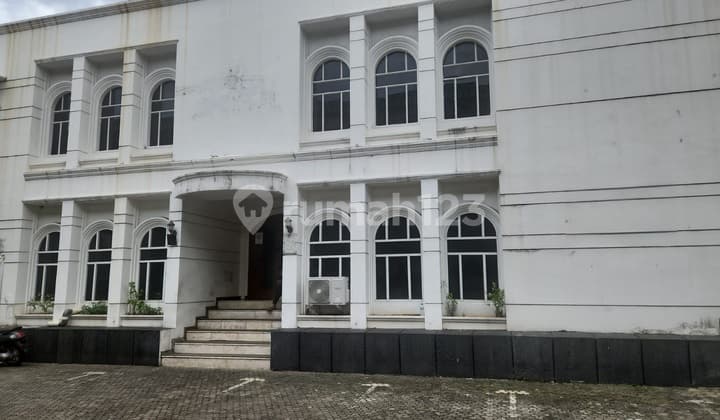 Dijual Mini Building Strategis Di Kebayoran Baru