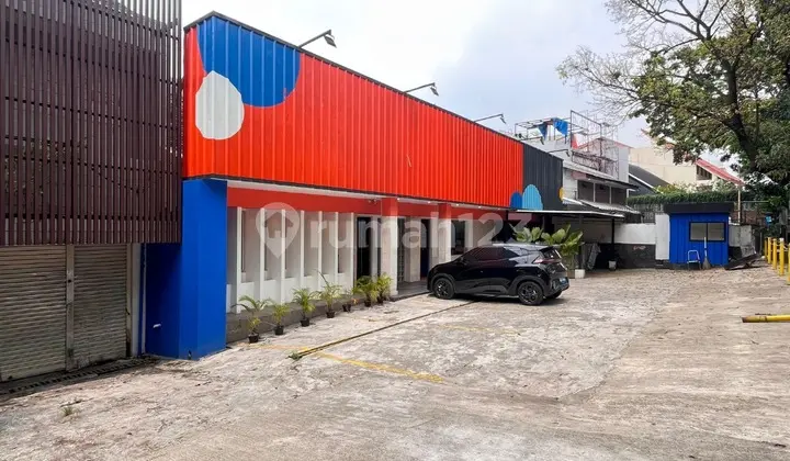Disewakan Ruang Usaha di Kebayoran Baru Dua Lantai