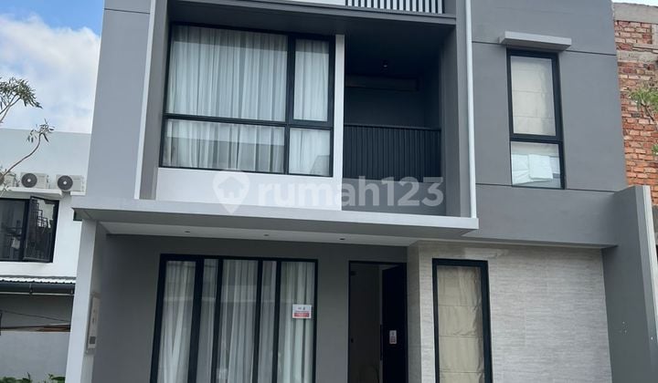 Rumah Garden Avenue Siap Huni, Rumah 2 Lantai, HGB, Dekat Universitas, di Batam Centre Rumah Garden Avenue Siap Huni, Rumah 2 Lantai, HGB, Dekat Universitas, di Batam Centre