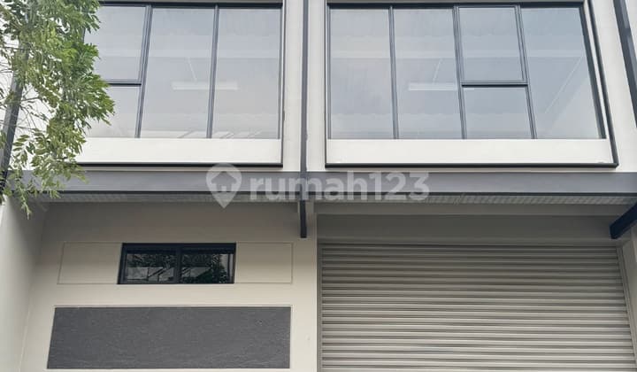 Brand New Gudang Duta Indah Starhub 9x31,5 Siap Pakai Strategis