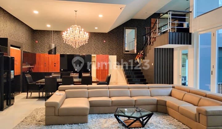 Rumah Mewah Katamaran Permai PIK 16x35 4+1KT SHM Semi Furnished