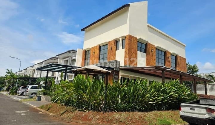 Rumah Mewah Hook 223m2 Private Pool,Rooftop,Furnished di Lavender Gading Serpong