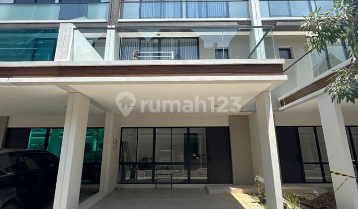 Rumah Modern Osaka Residences Pik 2 6X10 3+1Kt Semi Furnished