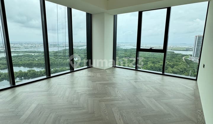 Disewakan Unit Brand New Apartemen Adriya Pik Tower North 265M2 3+1Br Siap Huni
