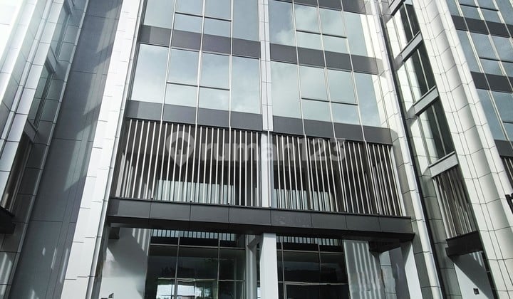 Ruko Harvard Pik 2 3Lt 56M2 Hadap Boulevard Siap Pakai