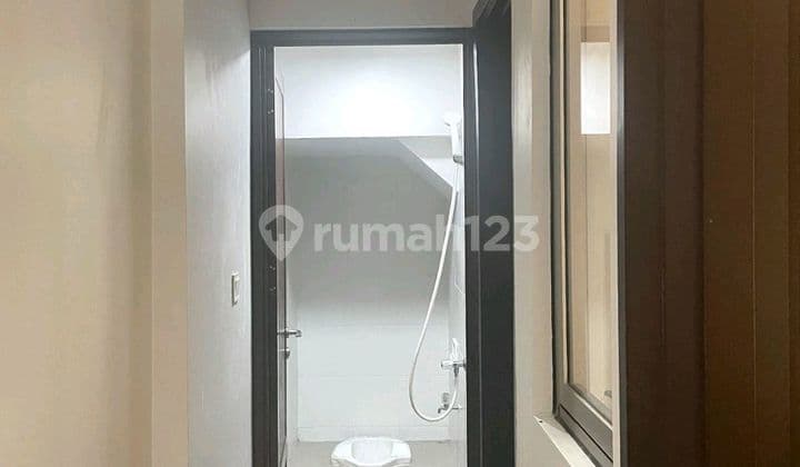 Jual Cepat Murah Rumah Pik 2 6 X 10 Semi Furnished Rapi Siap. Huni