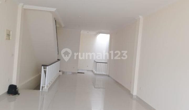 Di Sewa Cepat Murah Ruko Green Lake Rapi Siap Pakai