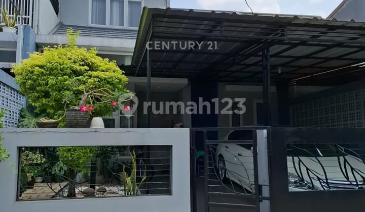 FULLY FURNISHED HOUSE IN BUKIT GOLF GUNUNG PUTRI BOGOR